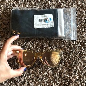 BRAND NEW- QUAY Australia Sunglasses